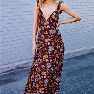 NWT Lulus Floral Maxi Dress
